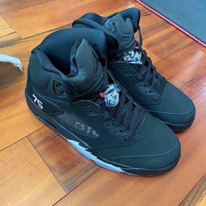Air Jordan Paris 5s